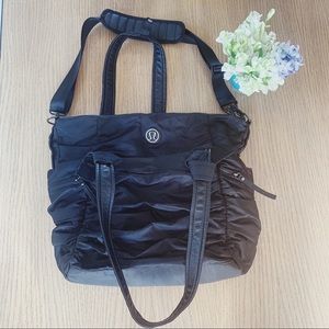 Lululemon Triumphant Gym Bag